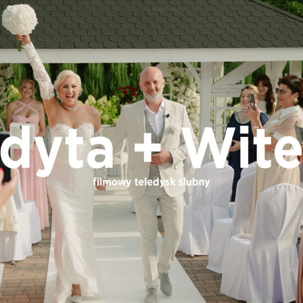 Elegancka para młoda - Edyta i Witek - podczas ślubu po latach, romantyczny kadr w stylu cinematic, naturalne emocje i ponadczasowa estetyka